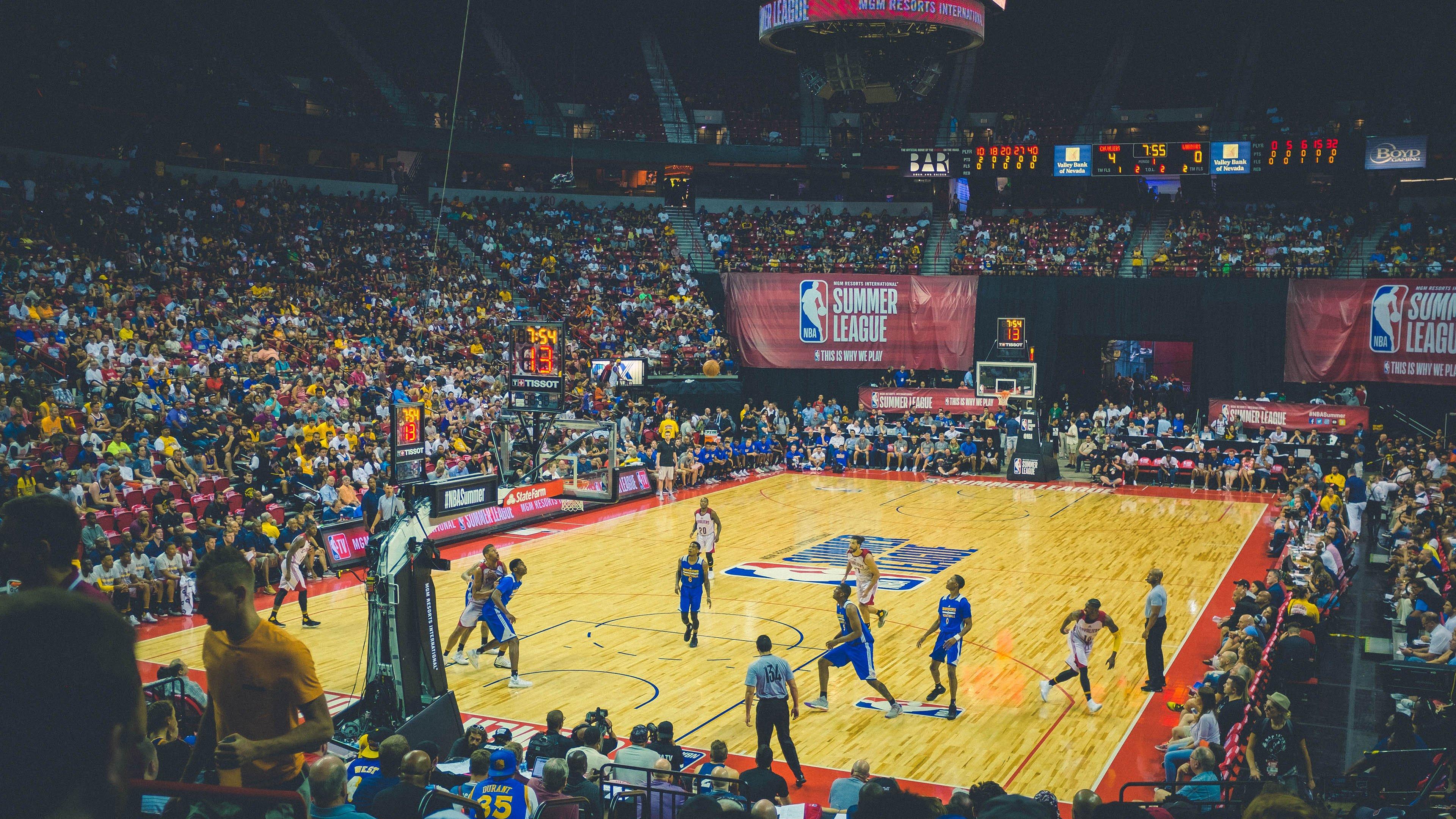 亚布塞莱Ins晒国家队训练照引热议,法国男篮能否称霸欧洲?