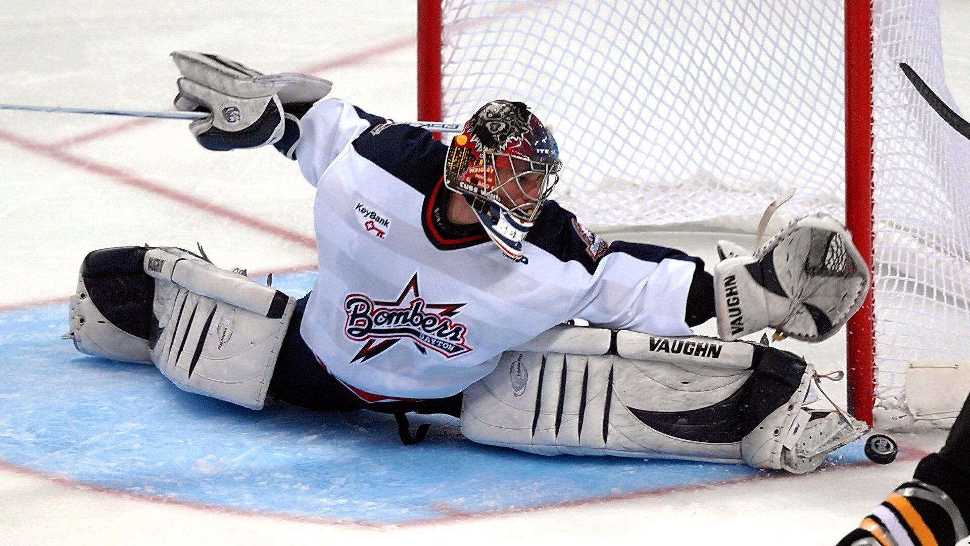 英超重磅！曼联豪掷5500万欧锁定新门神，德赫亚时代落幕，马奎尔亦将离队