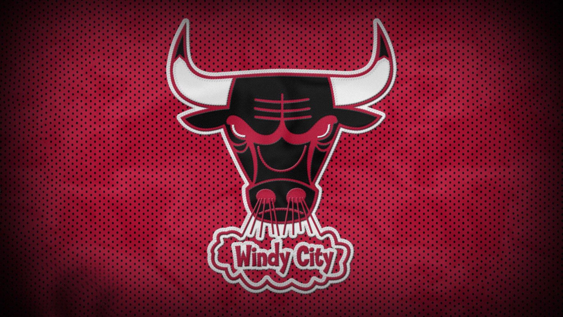 高诗岩单断后被吹双方违体引争议 慢镜头显示未触及对手面部